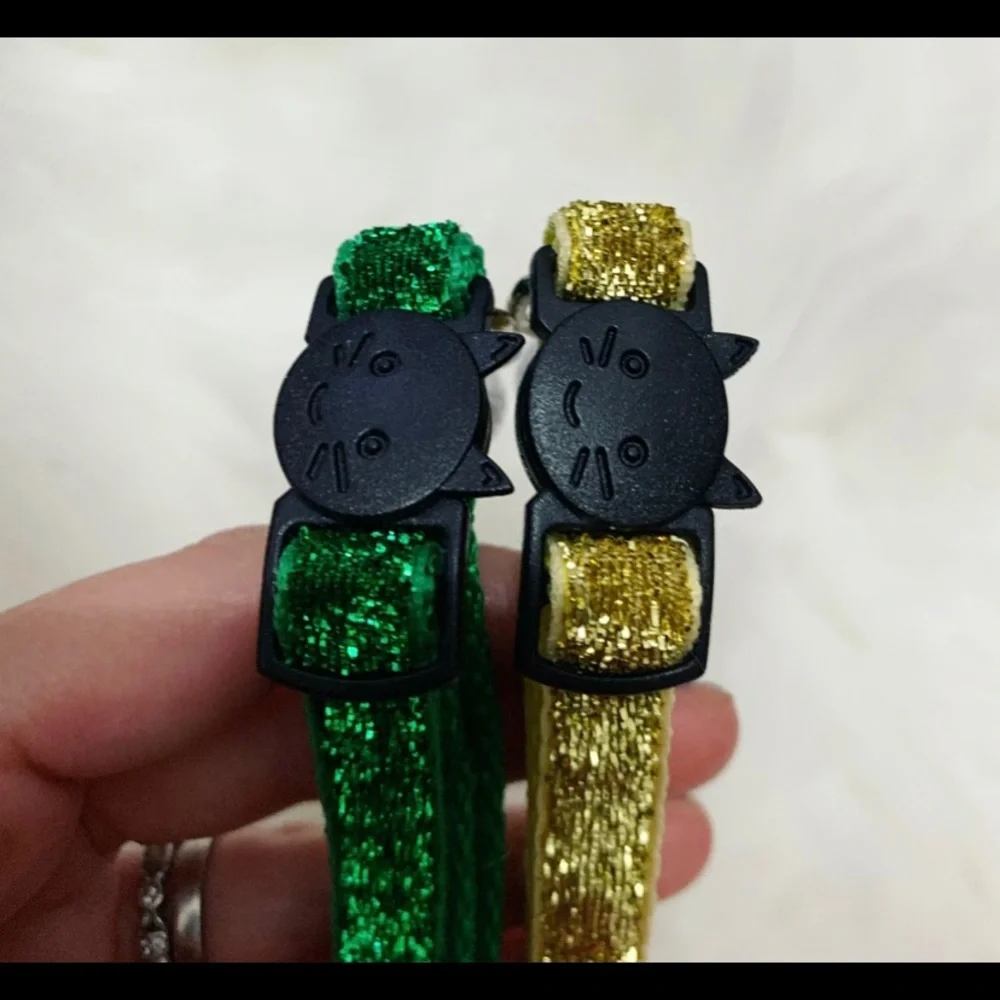 4 sparkly cat collars with bells! BRAND NEW!